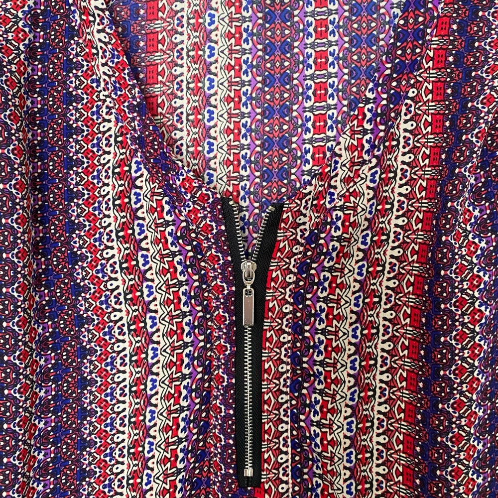 Colorful blouse - Picture 3 of 4